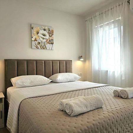 Apartments Miamare 2 プリモシュテン エクステリア 写真