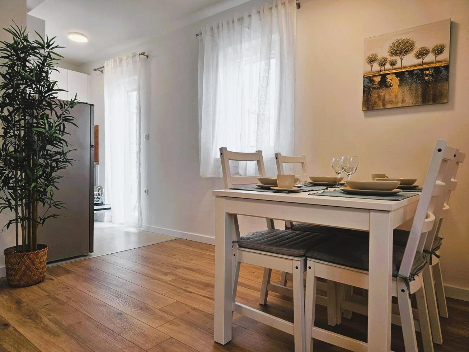 Apartments Miamare 2 プリモシュテン 部屋 写真
