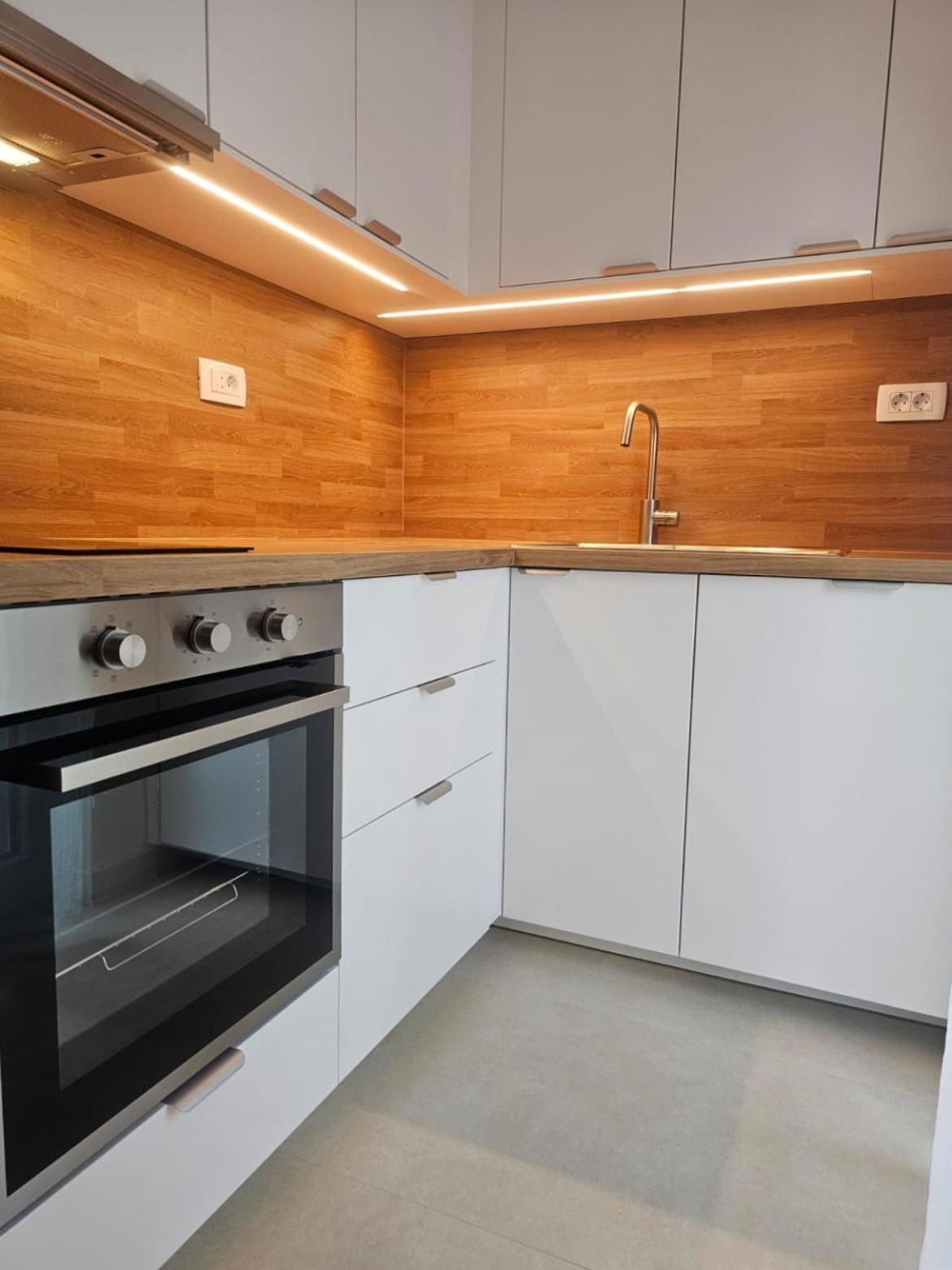 Apartments Miamare 2 プリモシュテン 部屋 写真