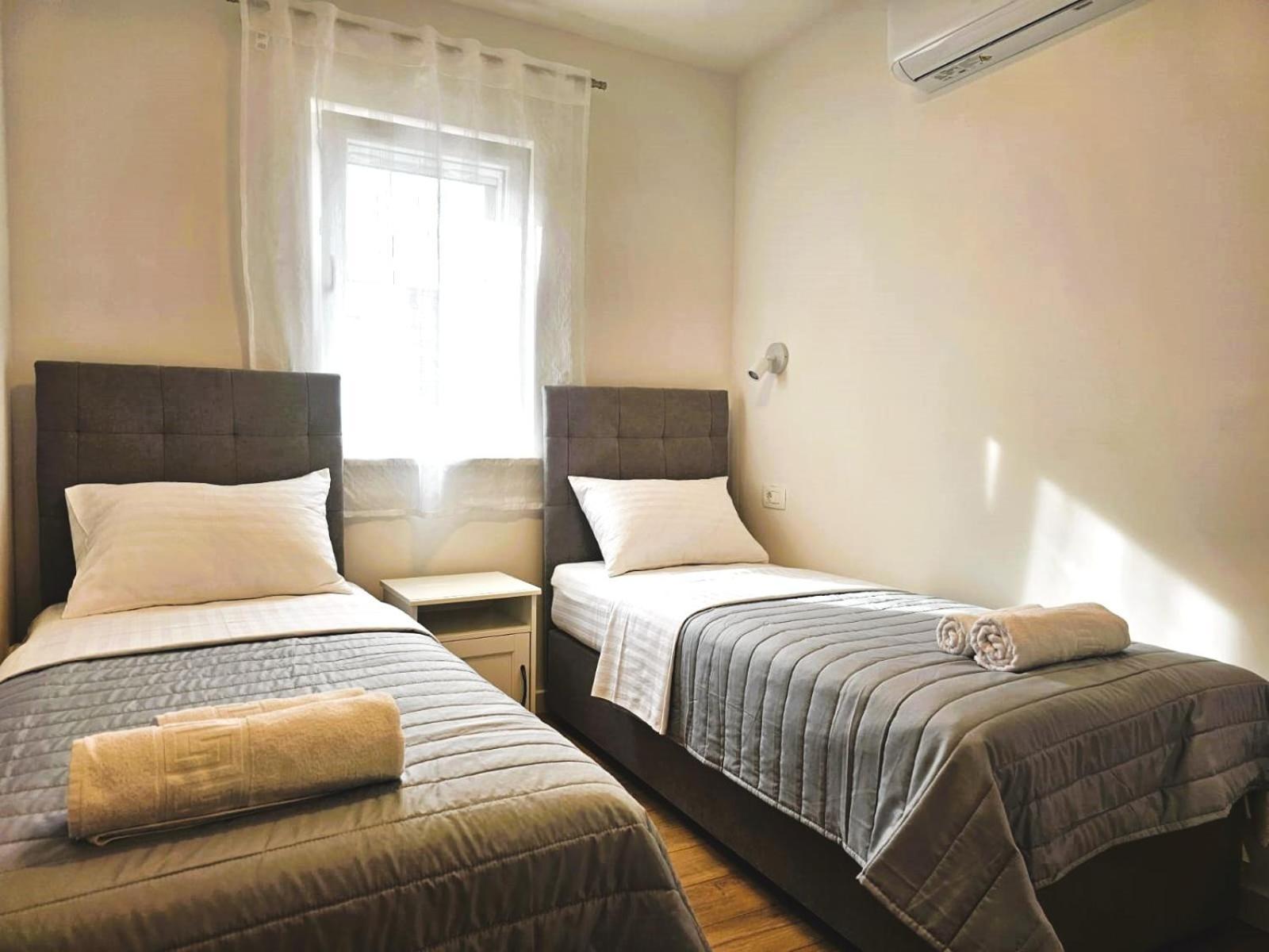 Apartments Miamare 2 プリモシュテン 部屋 写真