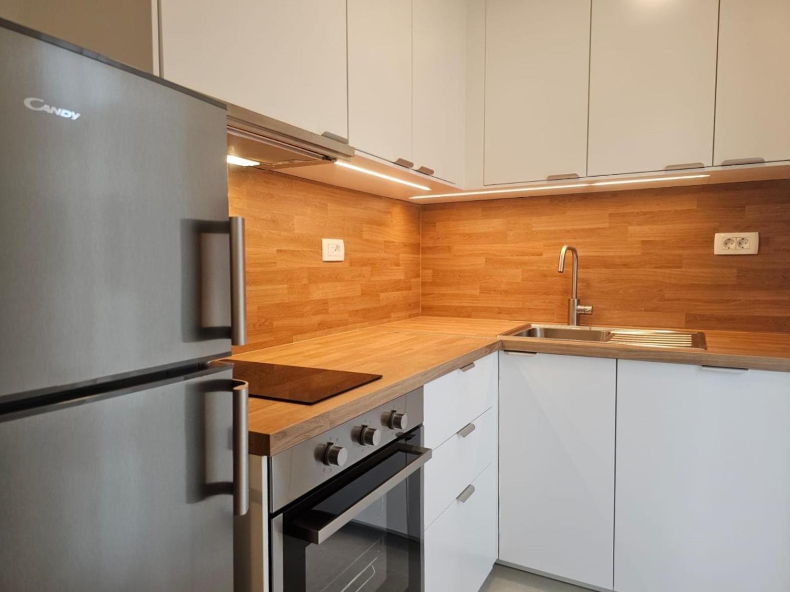 Apartments Miamare 2 プリモシュテン エクステリア 写真