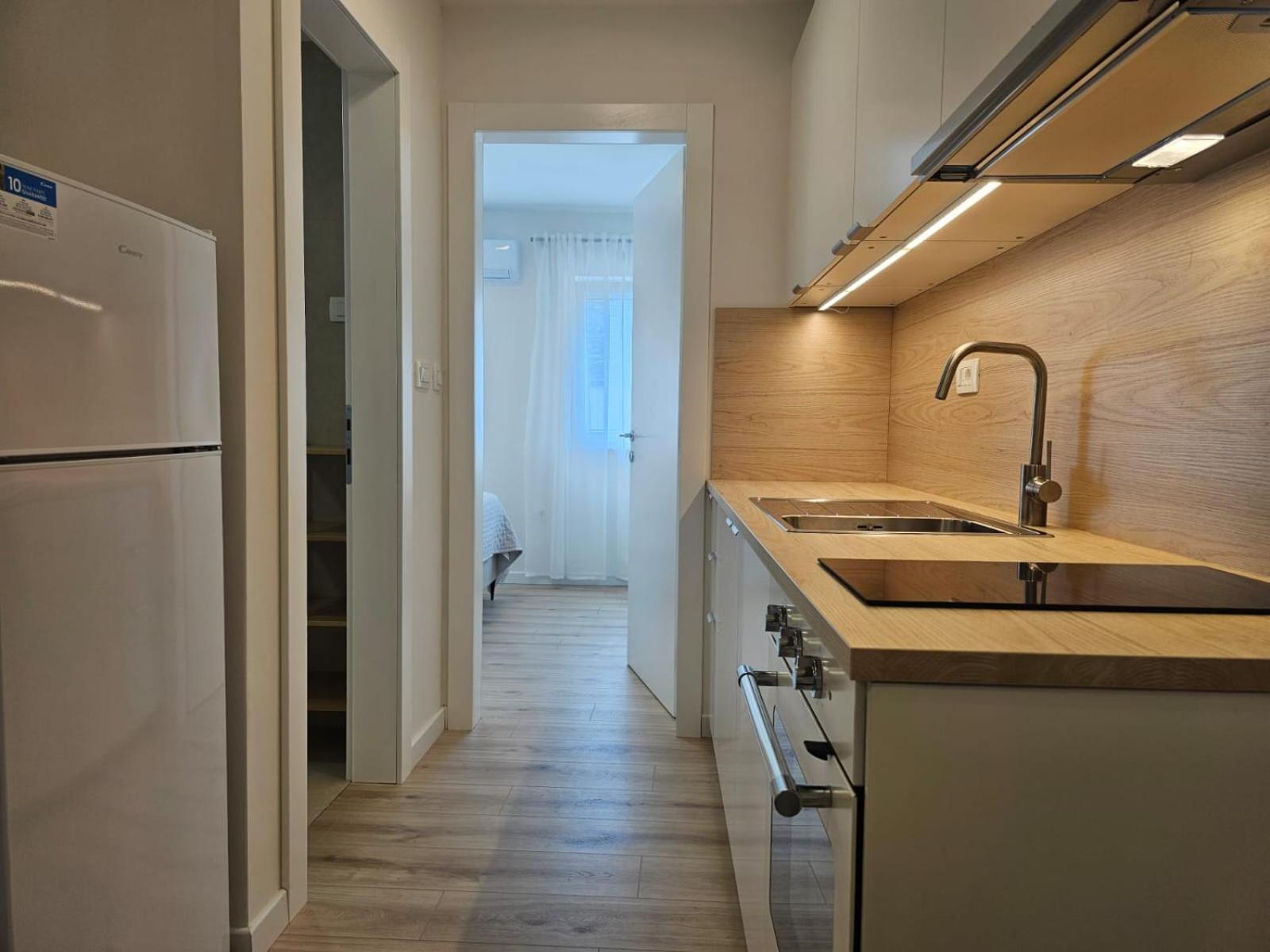Apartments Miamare 2 プリモシュテン エクステリア 写真